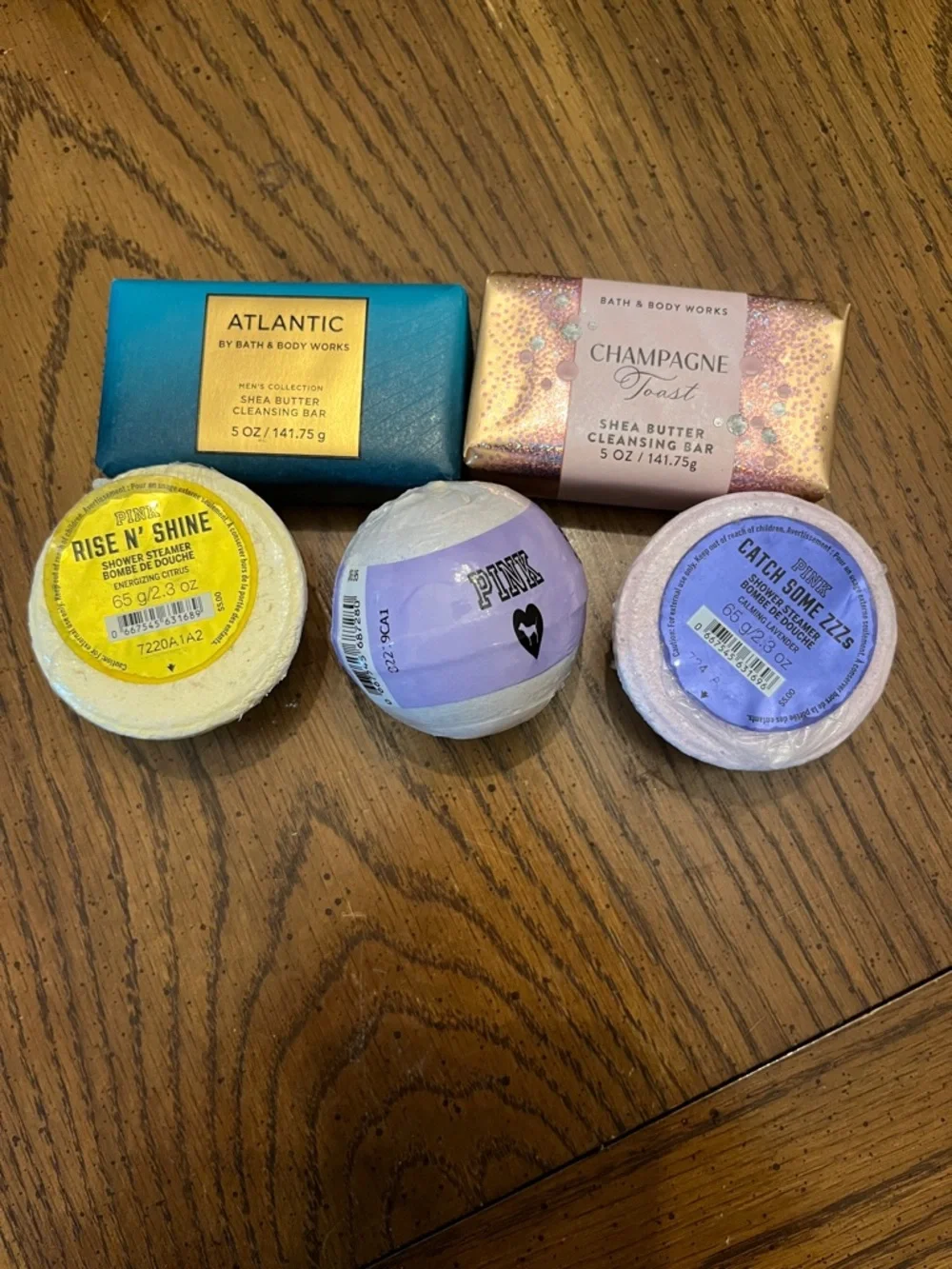 Bath soap, bomb and shower steamers bundle,‎ new